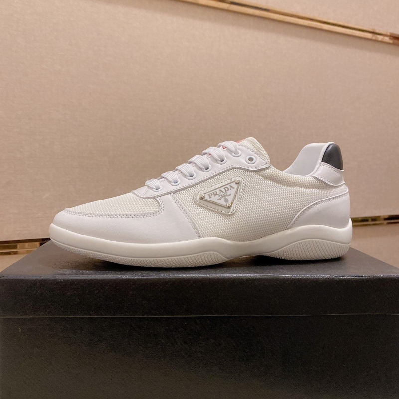 G*u*i casual shoes